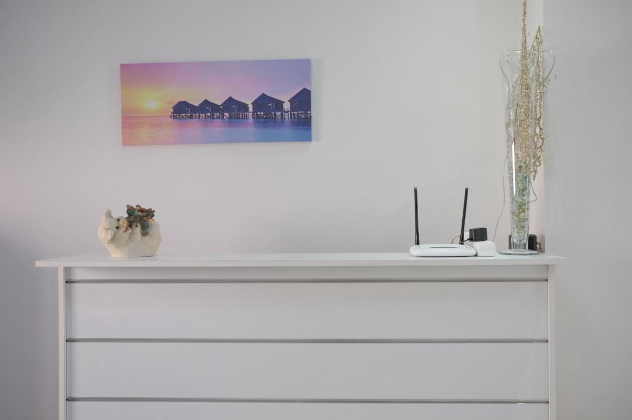 Irenes Apartment Kallithea  エクステリア 写真