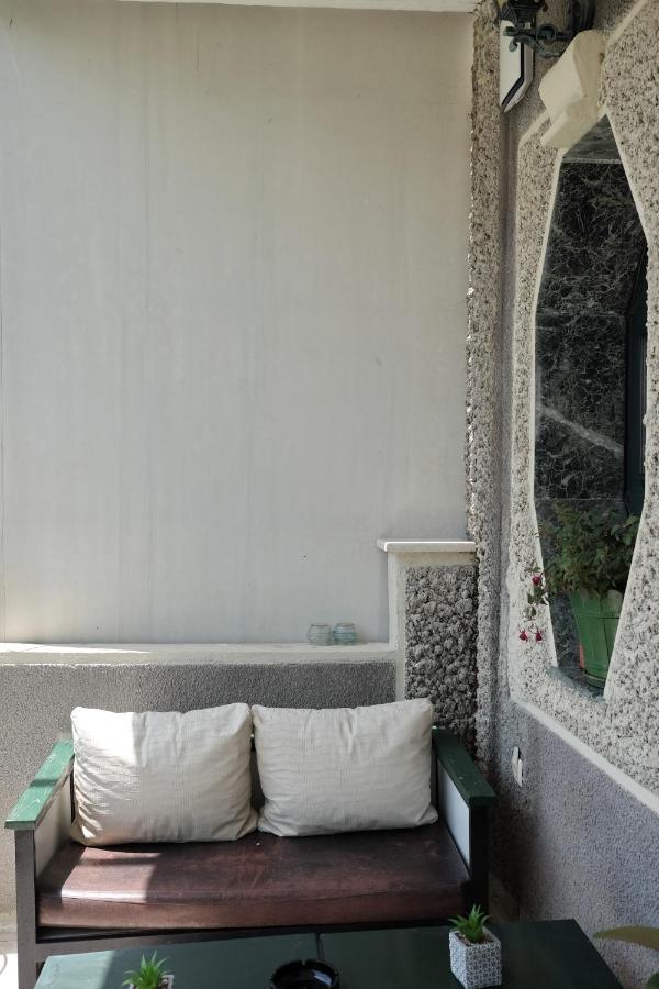 Irenes Apartment Kallithea  エクステリア 写真